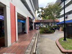 Serangoon Central Drive (D19), Retail #547801311